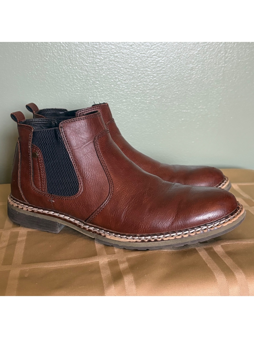 Sonoma men’s brown ankle boots size 8.5